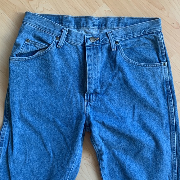 Wrangler Jeans - Picture 4 of 5